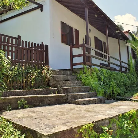 Chorefto Port House * Ζαγορά